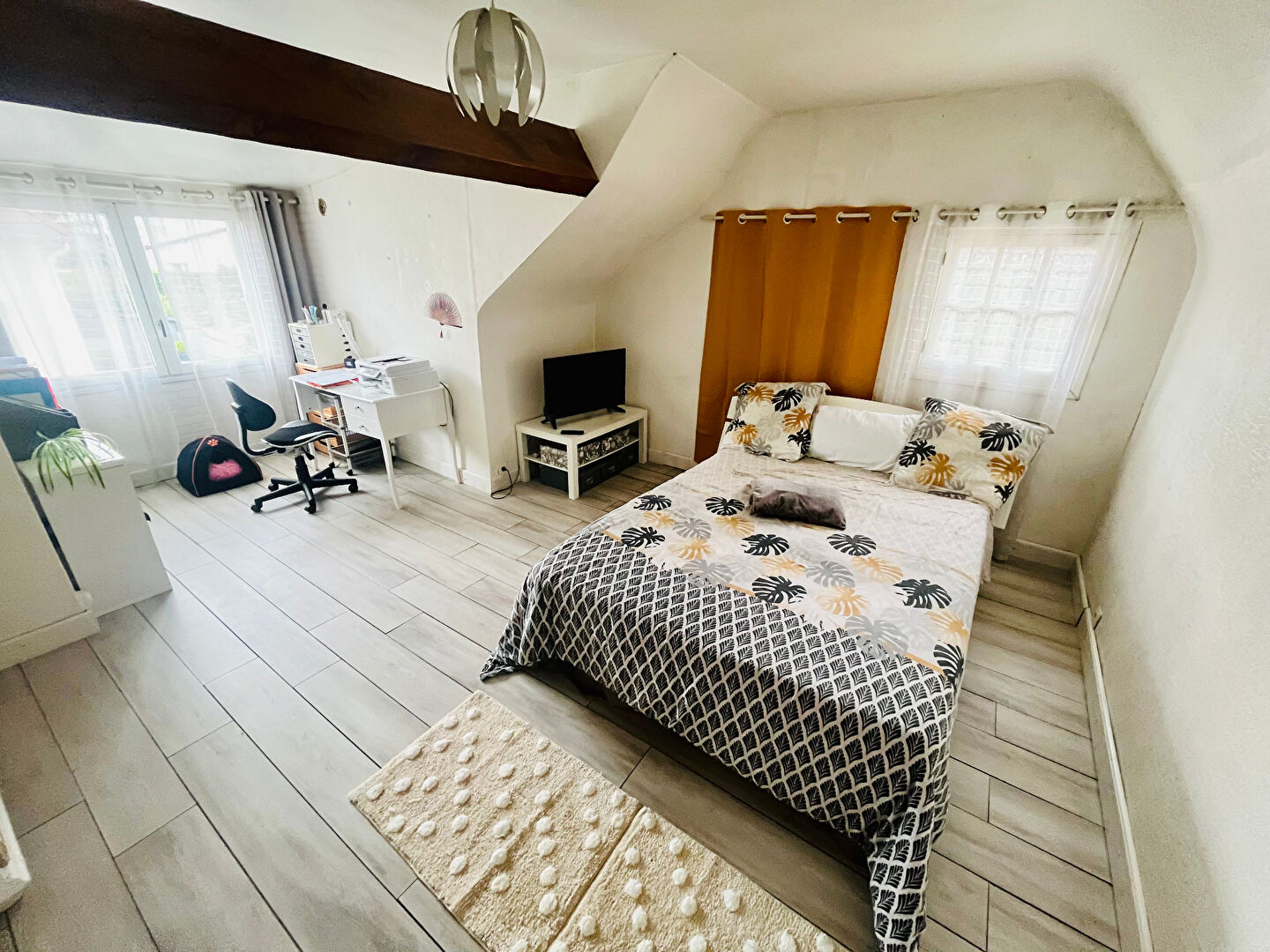 MAISON DE VILLE 5 PIECES SOUS-SOL COMPLET